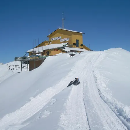 Hotel Tana Della Volpe 3*