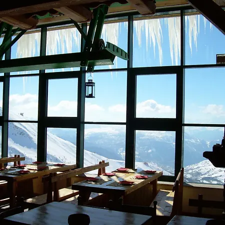 Tana Della Volpe Sestriere