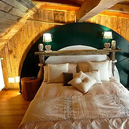 Hotel Tana Della Volpe 3*