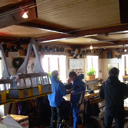 Tana Della Volpe 3* Sestriere